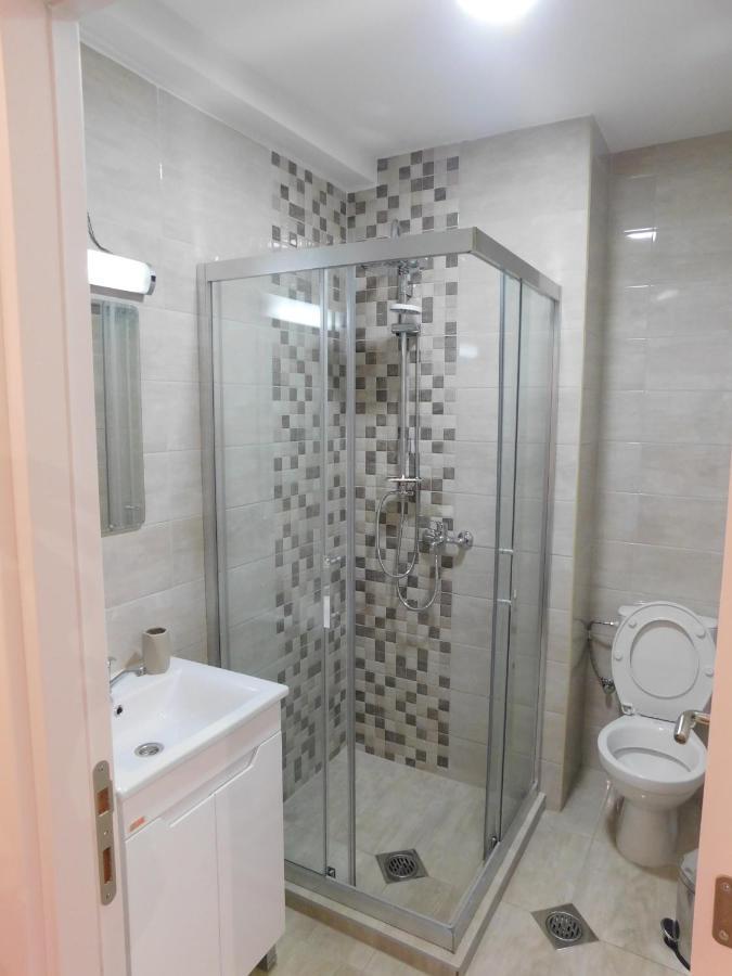 אוהריד Apartments J&M מראה חיצוני תמונה