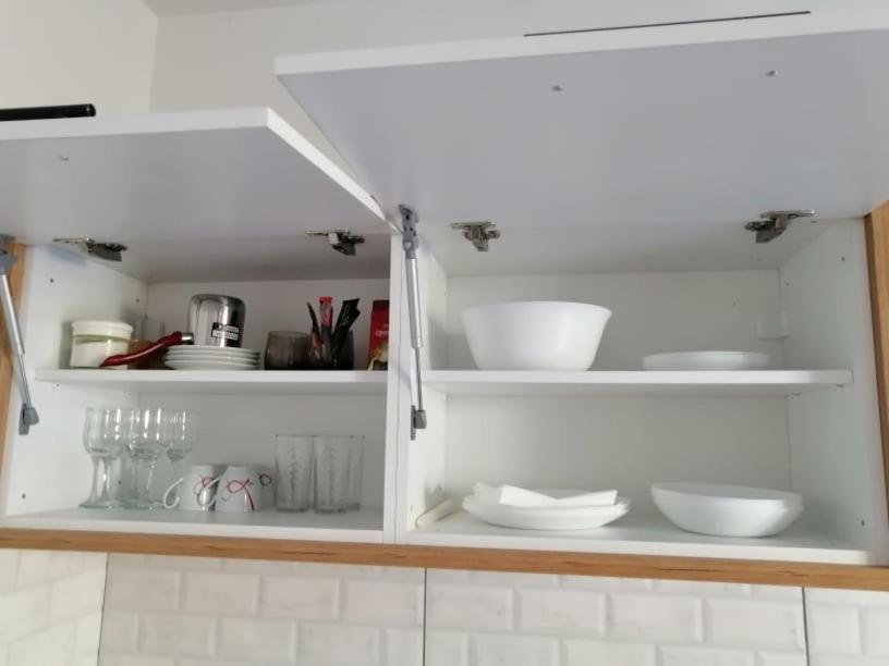 אוהריד Apartments J&M מראה חיצוני תמונה