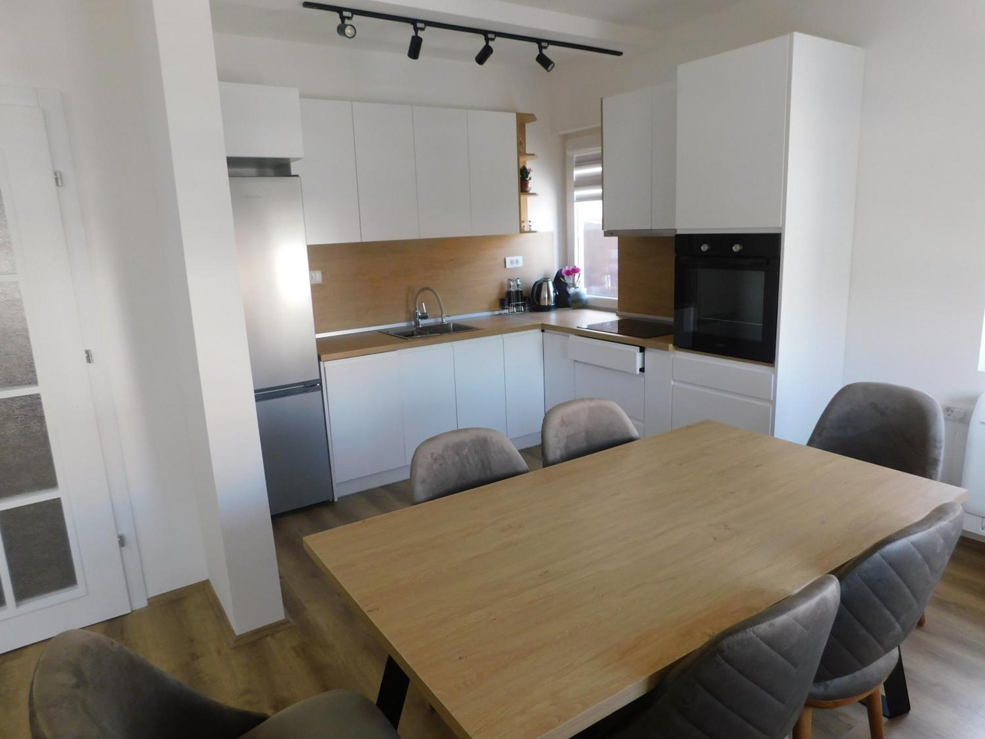 אוהריד Apartments J&M מראה חיצוני תמונה